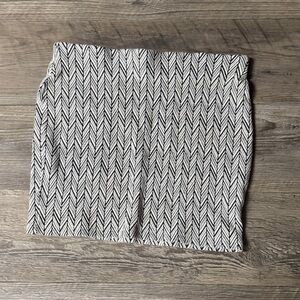 Zara Black and White Patterned Women's mini Skirt